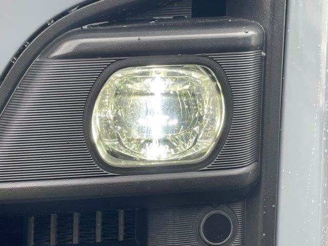 CARAVAN van 2WD
