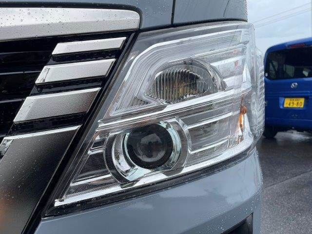 CARAVAN van 2WD