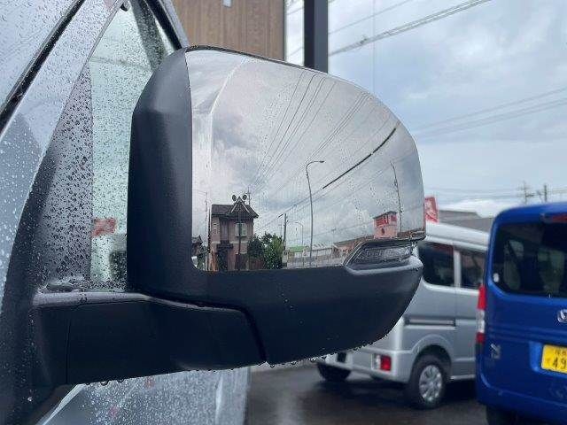 CARAVAN van 2WD