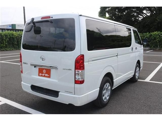 HIACE van 4WD