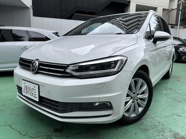 VOLKSWAGEN GOLF TOURAN
