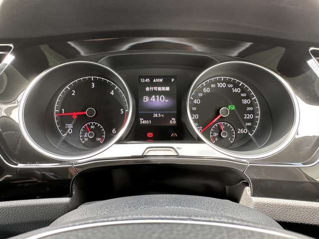VOLKSWAGEN GOLF TOURAN