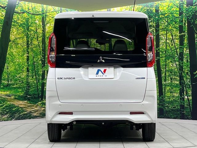 eK SPACE 4WD