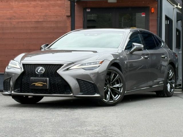 LEXUS LS500h 4WD