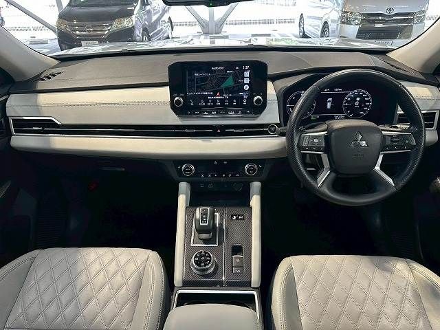 OUTLANDER PHEV