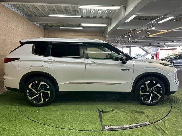 OUTLANDER PHEV