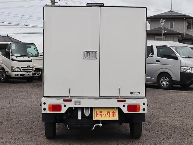 CARRY truck