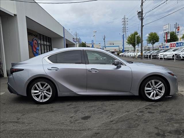 LEXUS IS300h