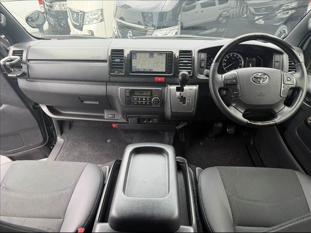 HIACE van 2WD