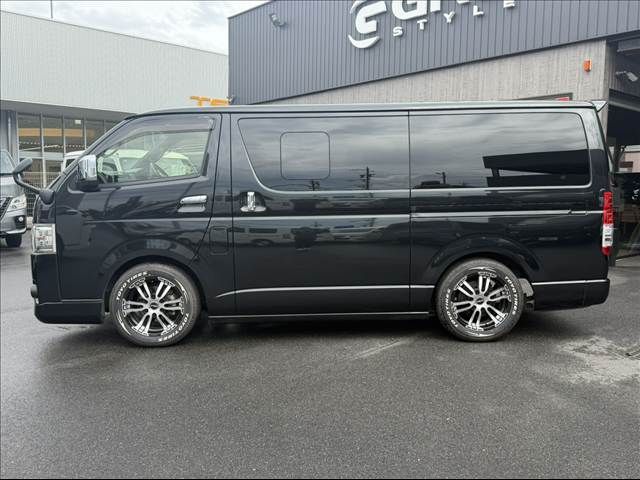 HIACE van 2WD