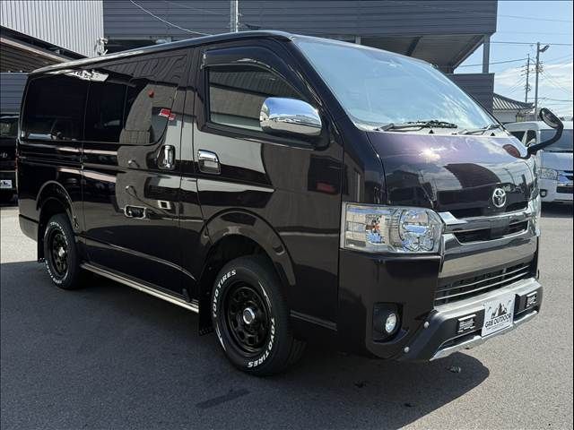 REGIUSACE van 4WD