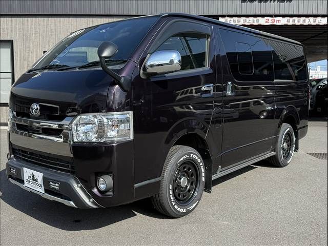 REGIUSACE van 4WD