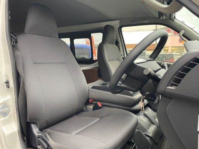 HIACE van 2WD