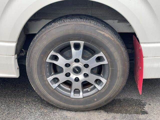 HIACE van 2WD