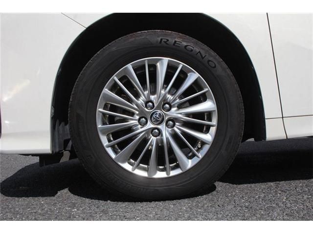 ALPHARD hybrid 4WD