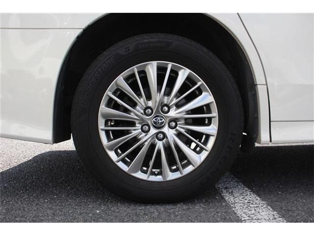 ALPHARD hybrid 4WD
