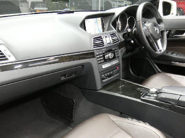MERCEDES BENZ E class open