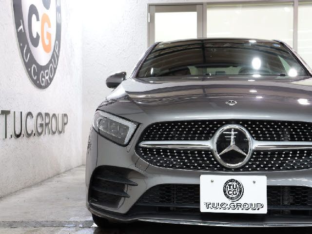 MERCEDES BENZ A class sedan