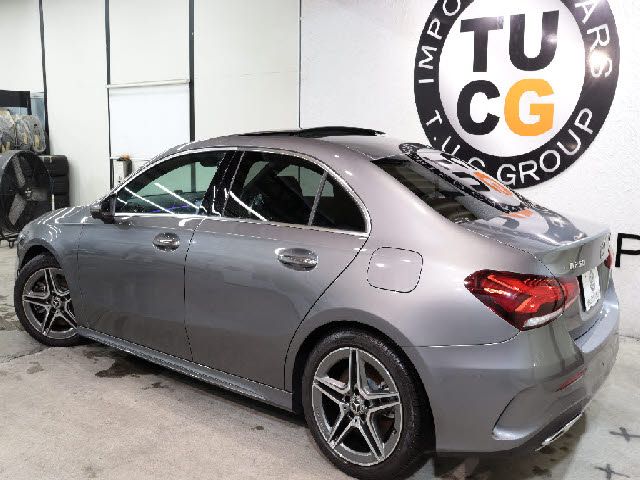 MERCEDES BENZ A class sedan