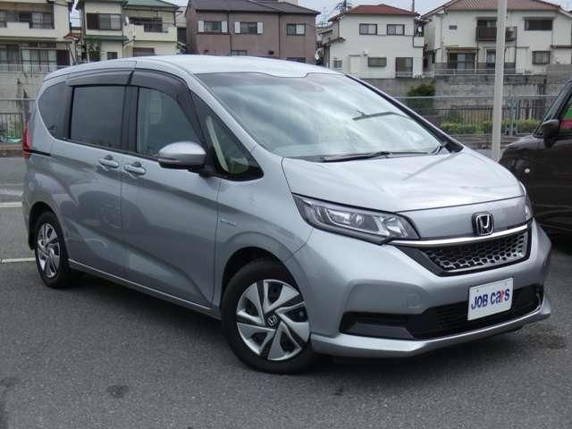 FREED plus HYBRID 4WD