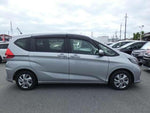 FREED plus HYBRID 4WD