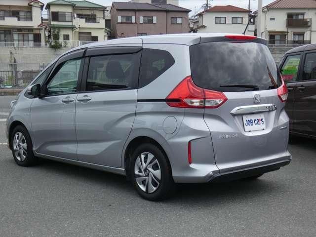 FREED plus HYBRID 4WD