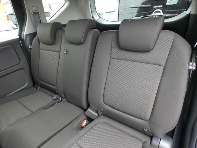 FREED plus HYBRID 4WD