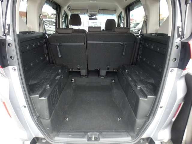 FREED plus HYBRID 4WD