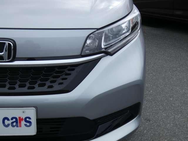 FREED plus HYBRID 4WD