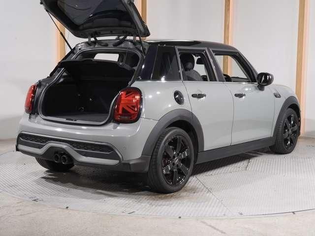 MINI COOPER SD 5DOOR