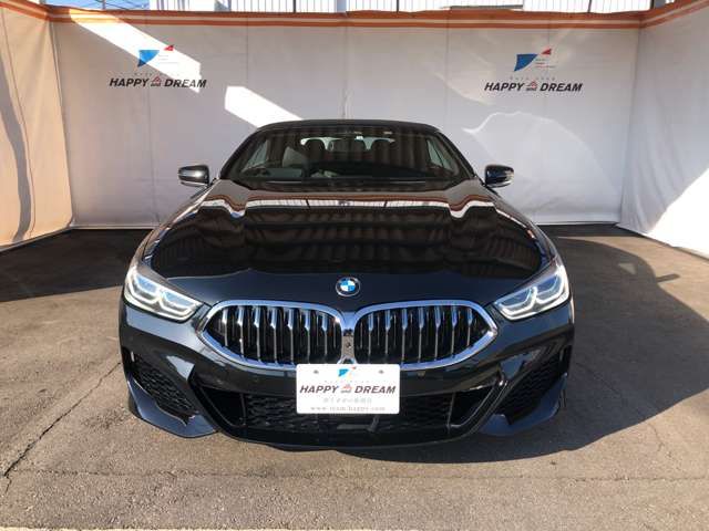 BMW 8 series open