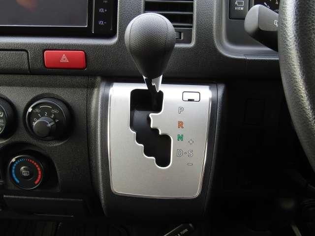 HIACE van 2WD