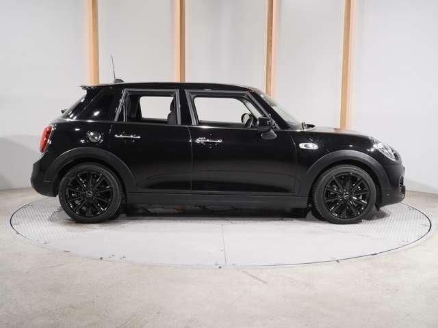 MINI COOPER S 5DOOR