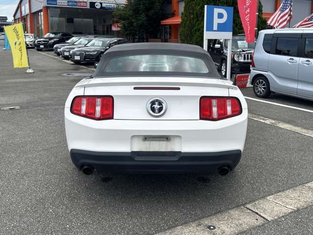 FORD MUSTANG open