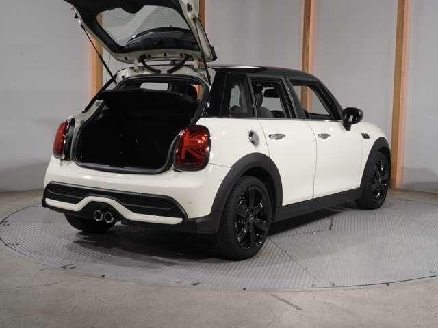 MINI COOPER SD 5DOOR