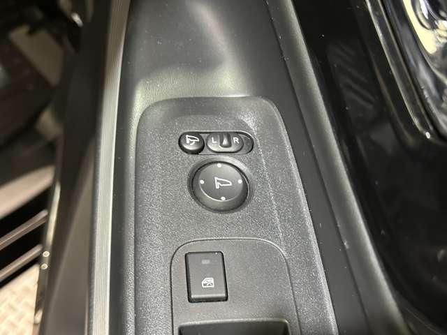 N-BOX SLASH