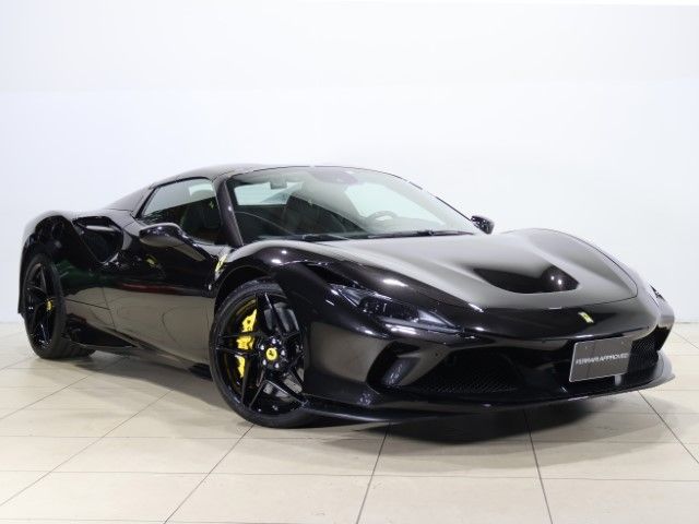 FERRARI F8 Spider