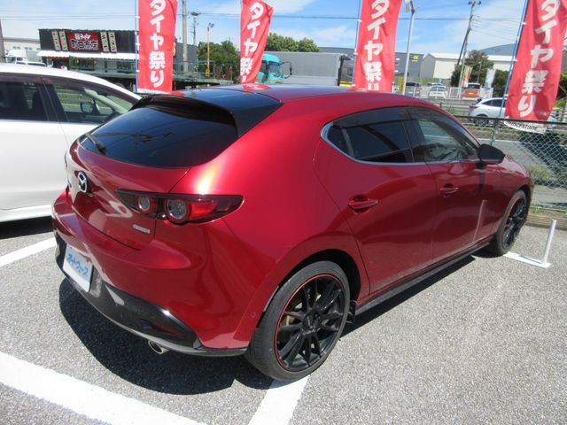 MAZDA3 FASTBACK