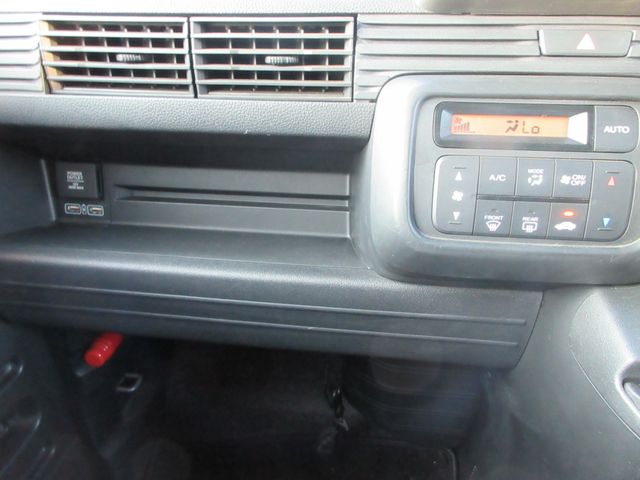 N-VAN