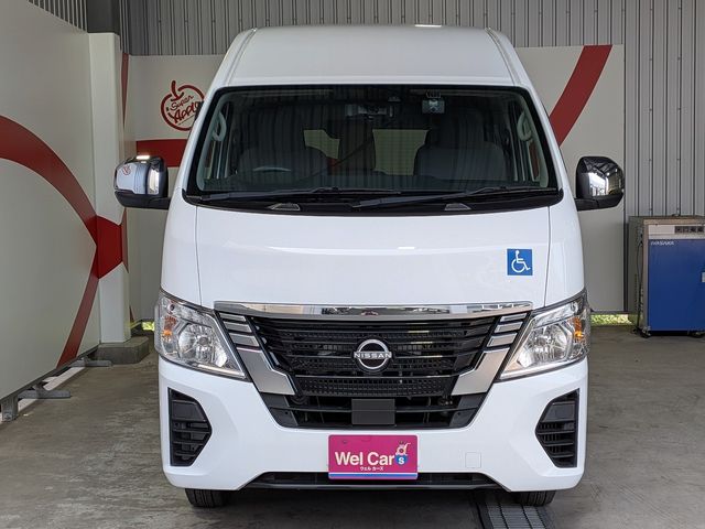 CARAVAN van 4WD