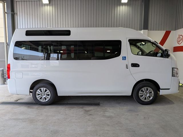 CARAVAN van 4WD