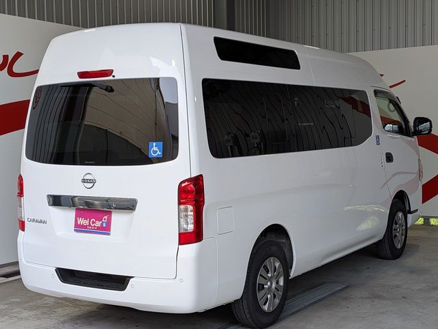 CARAVAN van 4WD