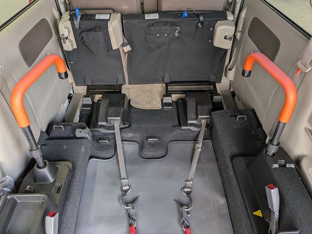 NV100 CLIPPER RIO 4WD