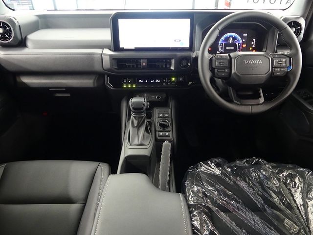 LANDCRUISER FJ