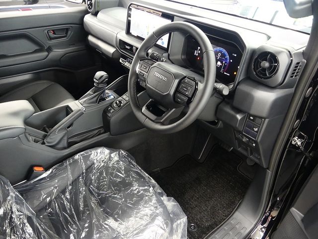 LANDCRUISER FJ