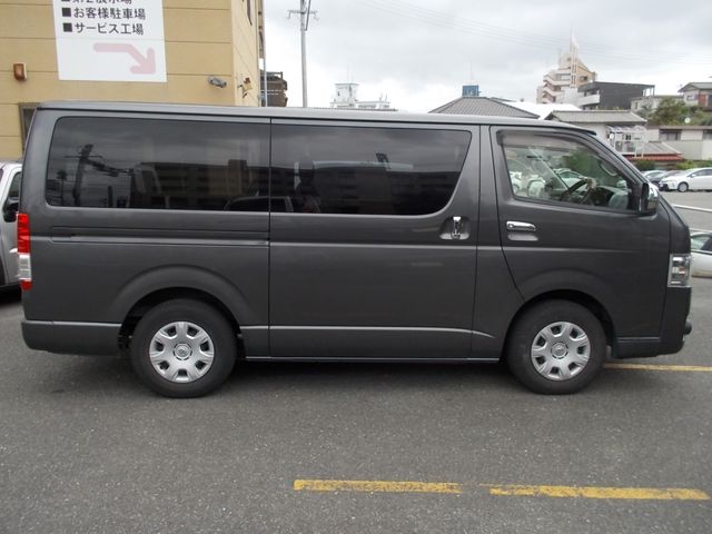 REGIUSACE van 2WD