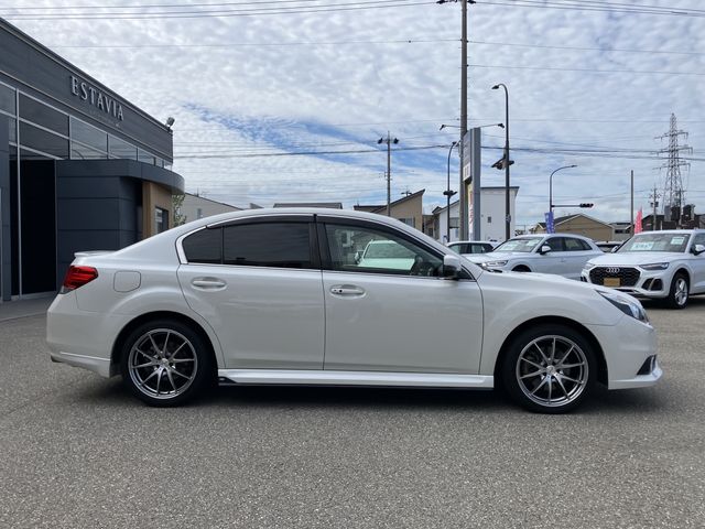LEGACY B4