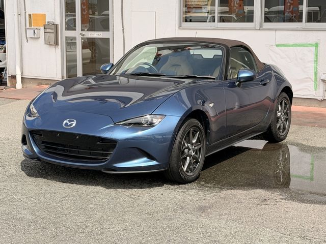 ROADSTER