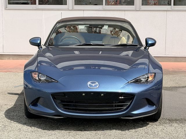 ROADSTER