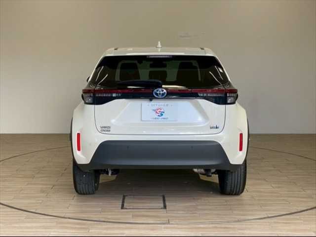 YARIS CROSS HYBRID